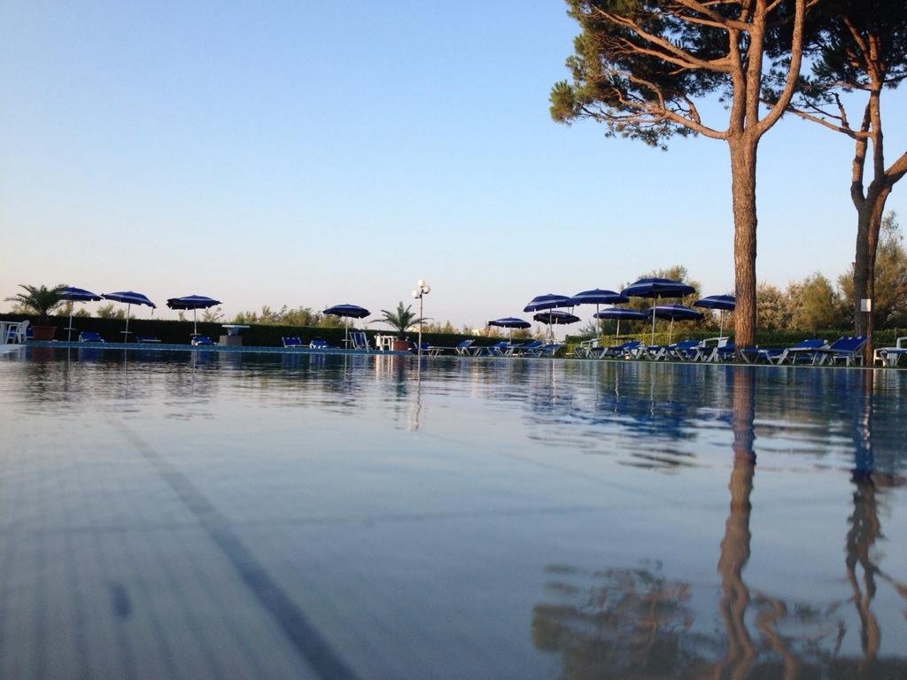 Hotel King Lido di Jesolo Bagian luar foto