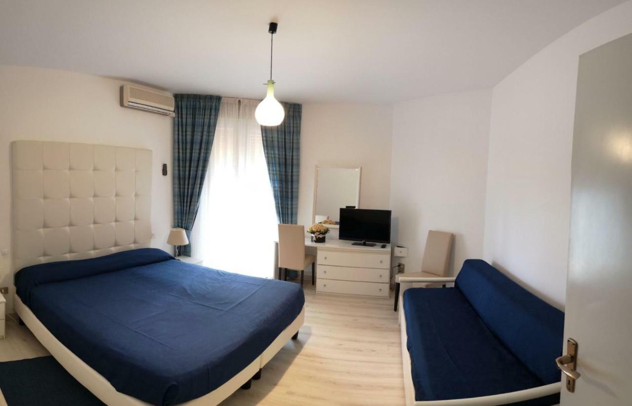 Hotel King Lido di Jesolo Bagian luar foto