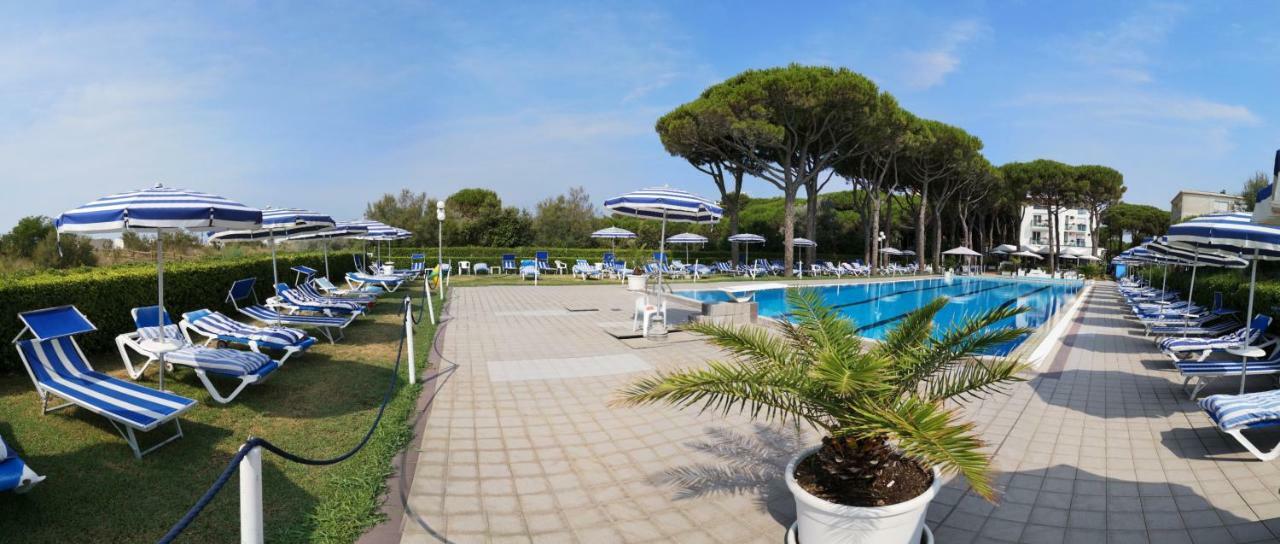 Hotel King Lido di Jesolo Bagian luar foto